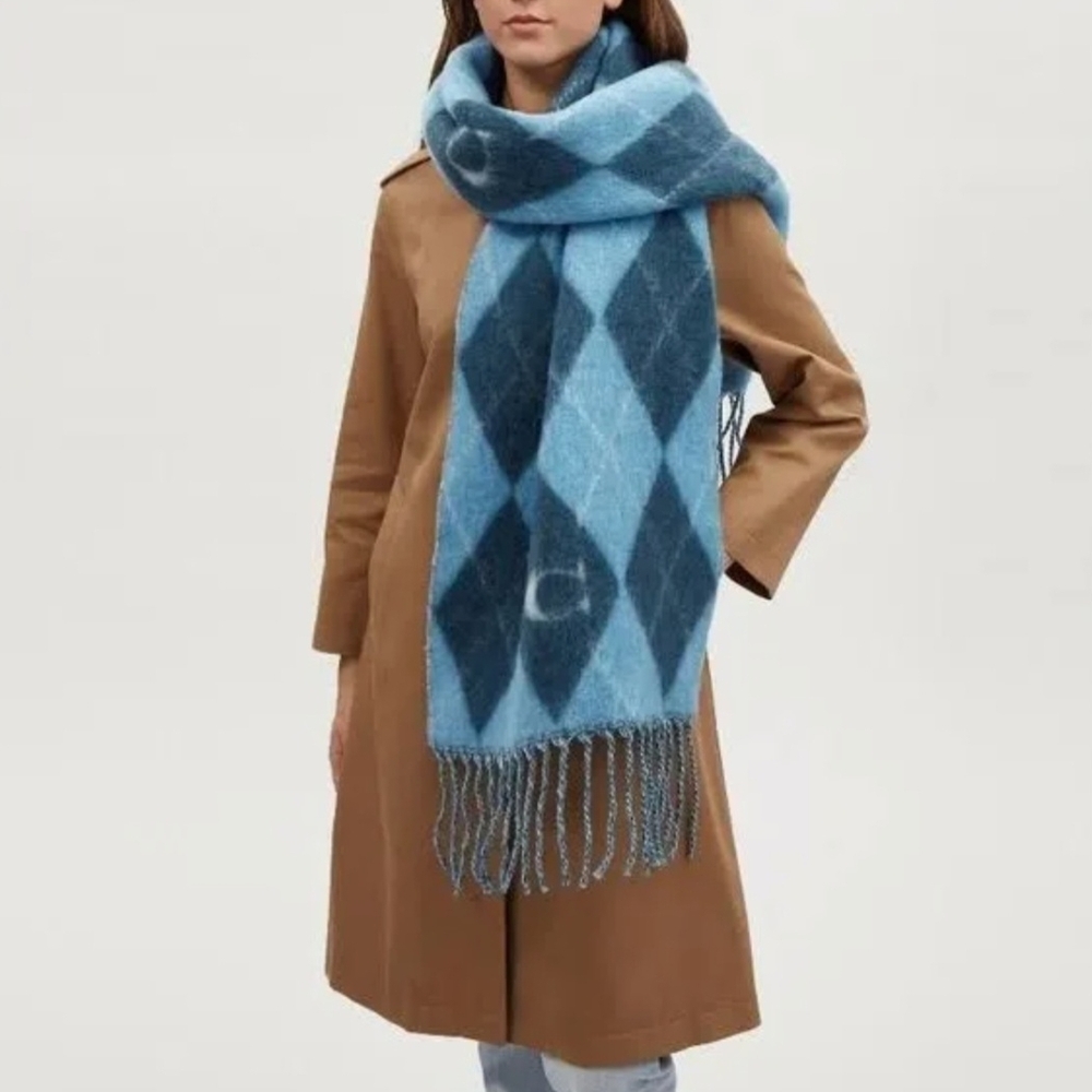 Coach Light Blue and Dark Blue Argyle Scarf